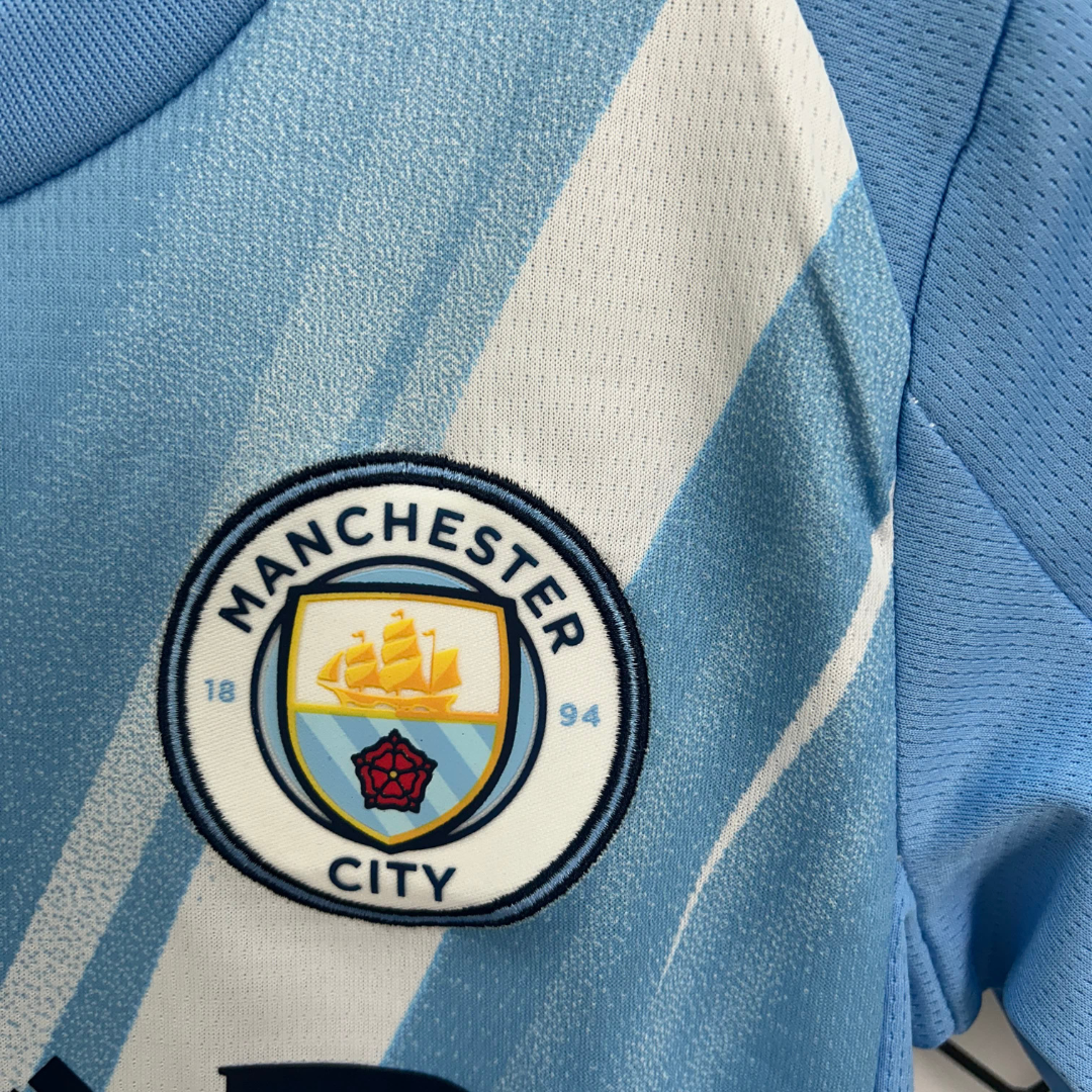 Conjunto Infantil Manchester City home 25/06
