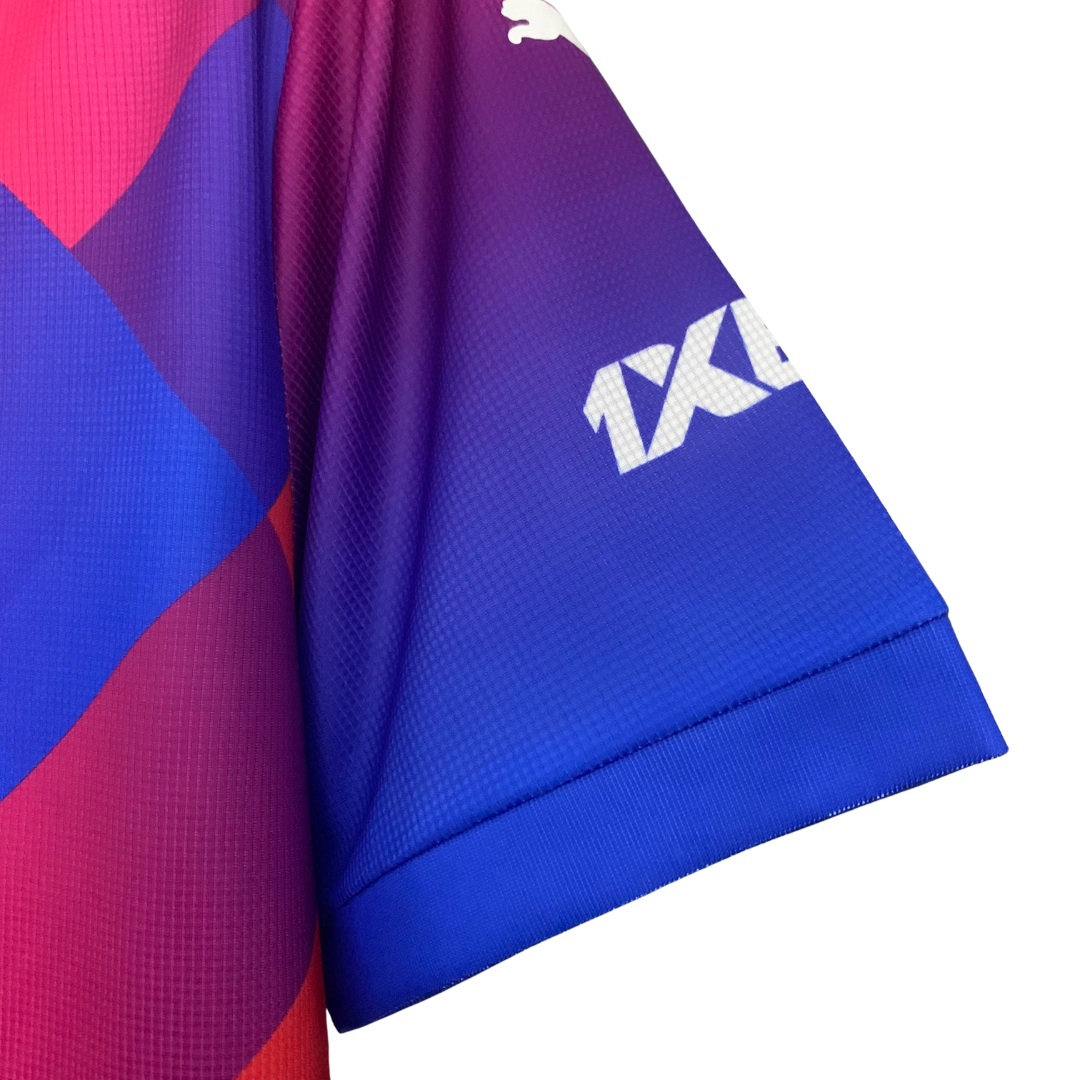 Universidad Católica away  25/26