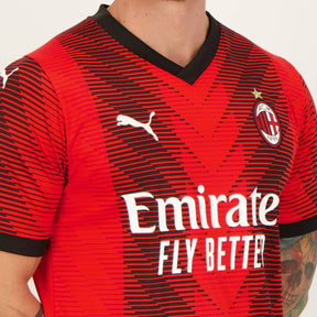 Camisa Milan I 23/24 Torcedor Puma Masculina - Vermelha e Preta